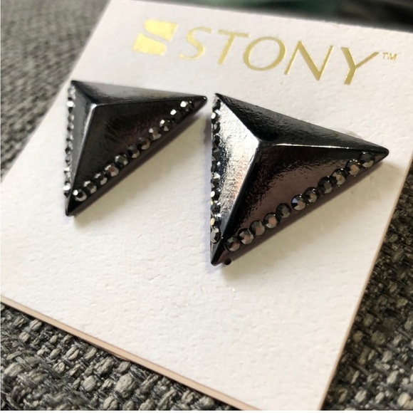 Black 3D Stony Triangle Earrings with Black Rhinestone Detail - Picture 6 of 7